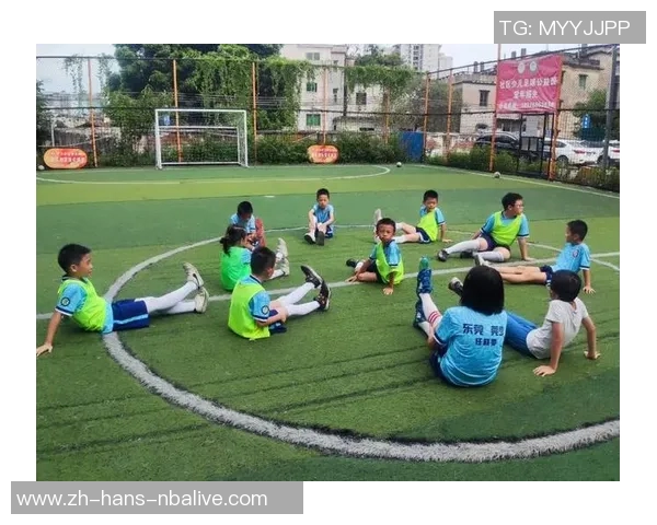 疯狂足球：激情与梦想交织的绿茵场上演绎无尽精彩与感动的传奇之旅